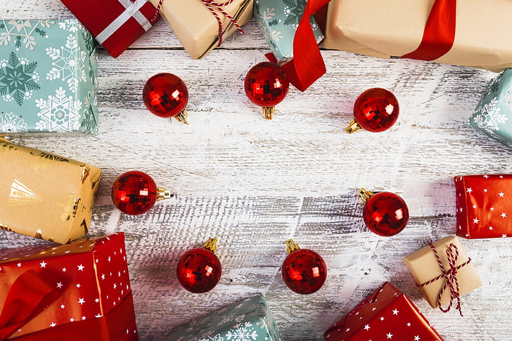 Christmas ornaments, presents, HD wallpaper
