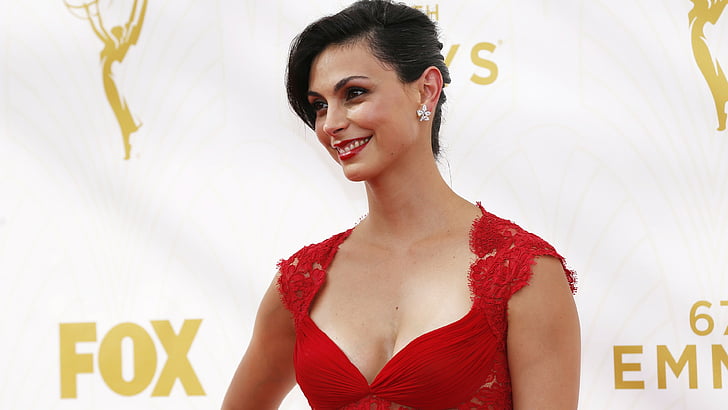 woman in red plunging cap-sleeved dress, Morena Baccarin, 4k