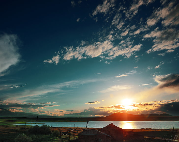 Armenia, Sunset From Train HD Wallpaper, houses and body of water