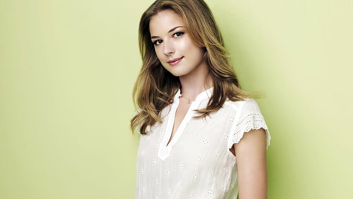 blonde, actress, celebrity, Emily Vancamp, green background, HD wallpaper
