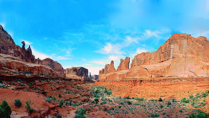 Park Avenue And Towers Courthouse In Arches National Park In Utah Usa Desktop Hd Wallpapers For Mobile Phones And Computer 5200×2925