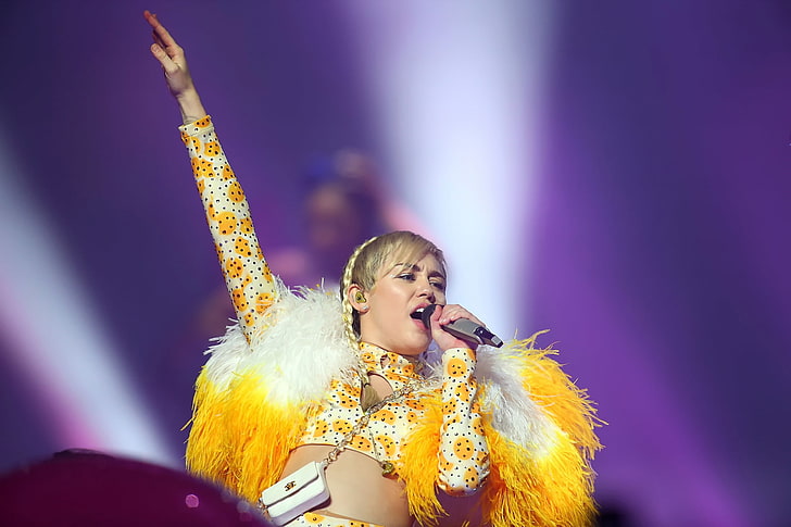 singer, Miley Cyrus, In Perth, Performs Live, HD wallpaper