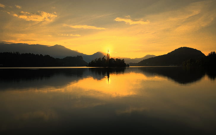 Slovenia, lake Bled, Church, dawn, sun