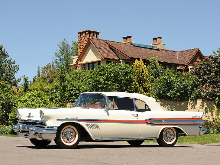 Pontiac Bonneville convertible 1957, white and red muscle car