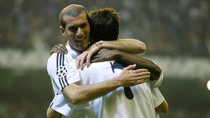 men's white crew-neck shirt, Real Madrid, Zinedine Zidane, positive emotion