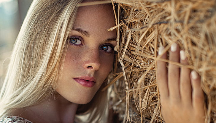 women, blonde, face, blue eyes, freckles, looking at viewer