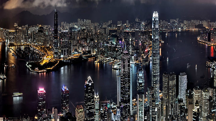 Asia-city Hong Kong in China, look at night-bay-boats, buildings, skyscrapers, night lights Wallpaper-HD-3840×2160