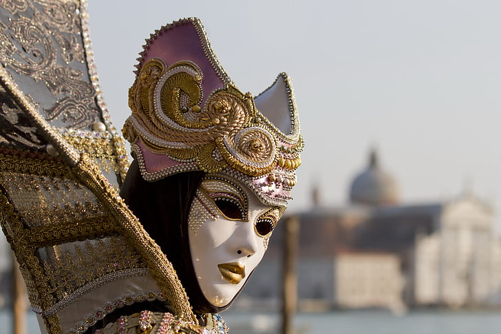 white and gold masquerade mask, outfit, venice, venice - Italy