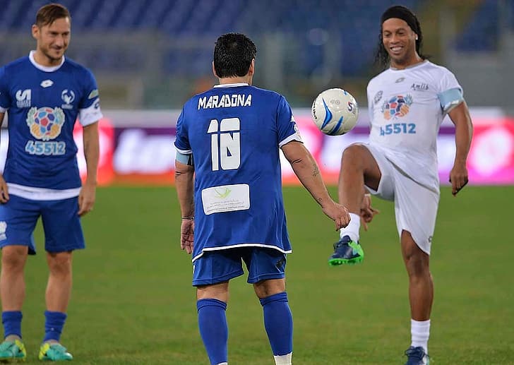 Francesco Totti, Maradona, Ronaldinho, Football, AS Roma, Football Player, HD wallpaper
