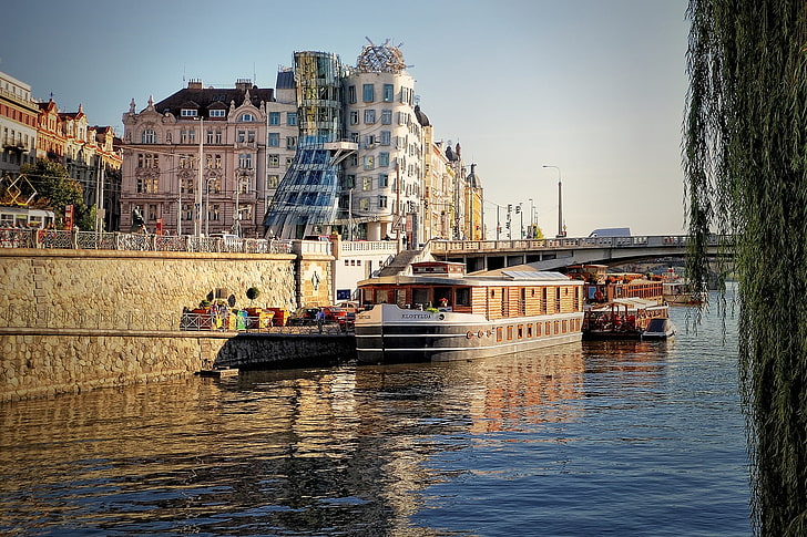 white and brown motor boat, czech republic, prague, city, river, HD wallpaper