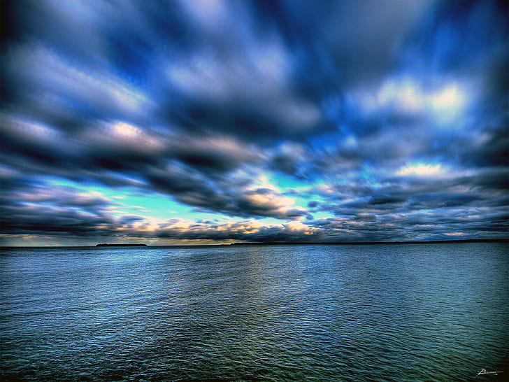 timelapse photography of grey clouds over body of water, later that day, HD wallpaper