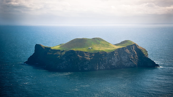 green mountain, sea, Ireland, island, water, scenics - nature, HD wallpaper