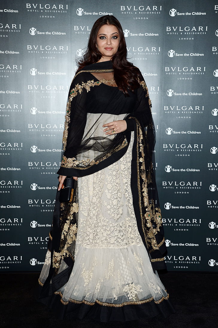 actress models aishwarya rai hotels bulgari awards indian girls bollywood actress 2832x4256 wallp Entertainment Bollywood HD Art, HD wallpaper