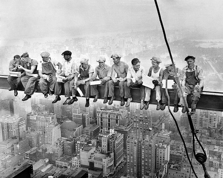 Lunch atop a Skyscraper, history, monochrome, building, workers, HD wallpaper