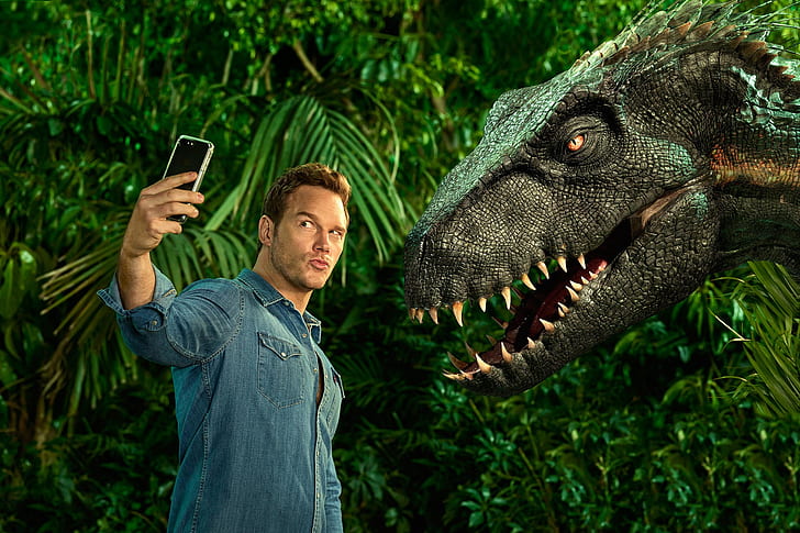 HD wallpaper: dinosaur, phone, male, Chris Pratt, In Jurassic World Fallen  Kingdom | Wallpaper Flare