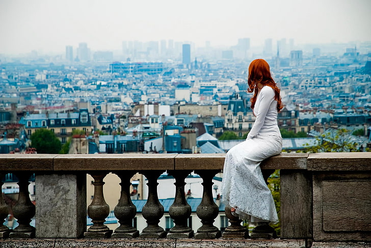 women's white long-sleeved dress, girl, city, top view, observation