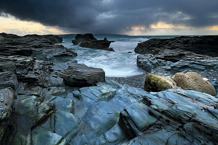 brown rock fragments beside bodies of water, water  sky, sea, HD wallpaper