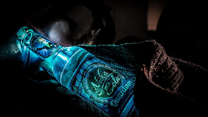 blue labeled glass bottle, Fallout, Fallout 3, Nuka Cola, glowing, HD wallpaper