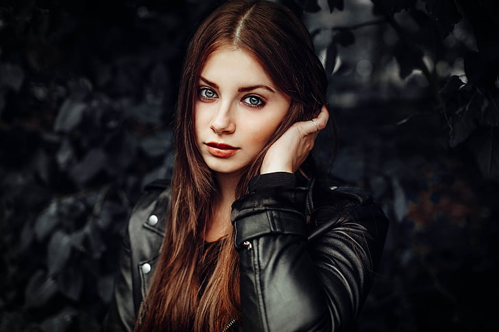 women, brunette, blue eyes, leather jackets, looking at viewer