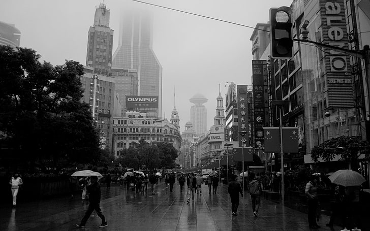 people near building grayscale photography, Shanghai, cityscape, HD wallpaper