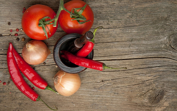 tomatoes, chilis, and onions, pepper, red, board, spices, vegetable, HD wallpaper