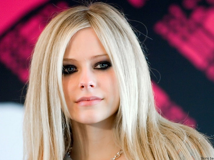 Avril Lavigne, blonde, singer, women, smoky eyes, blue eyes