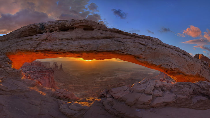 natural arch, mesa arch, canyonlands national park, utah, united states