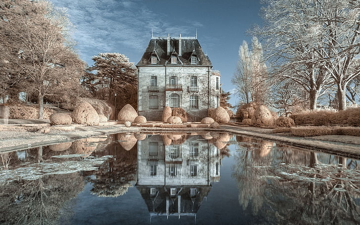brown and white concrete building, reflection, chateau, castle, HD wallpaper