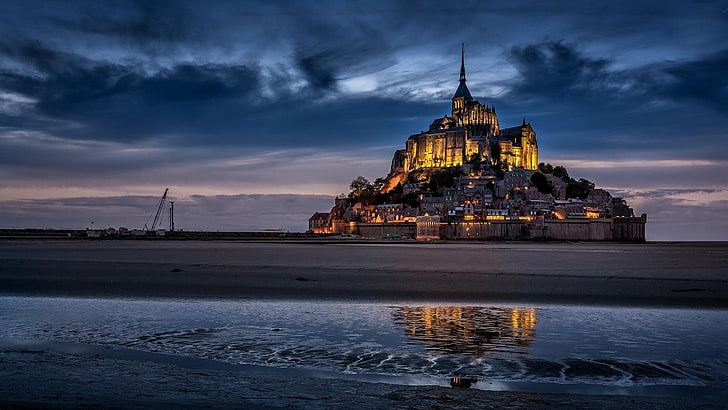 Mont Saint-Michel, island, Abbey, city lights, fort, town, night, HD wallpaper