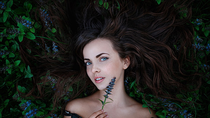 green leafed plants, women, Georgy Chernyadyev, brunette, blue eyes, HD wallpaper