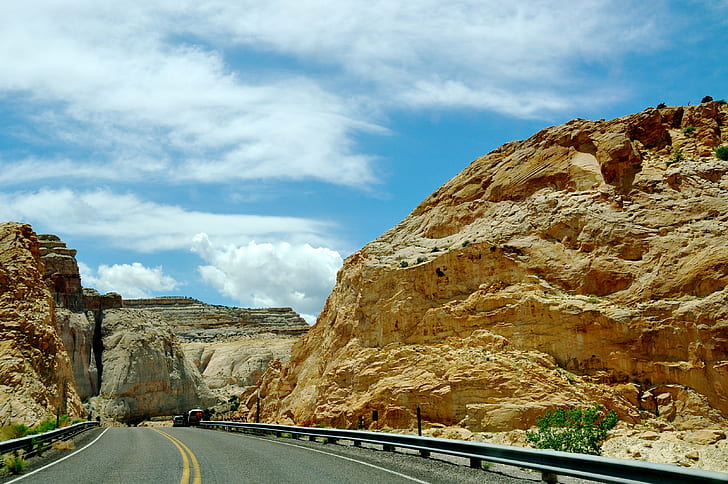 concrete road between rock mountain, highway 24, utah, highway 24, utah, HD wallpaper