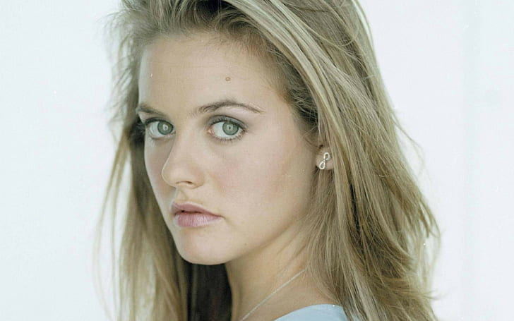 alicia silverstone, actress backgrounds, blonde, eyes, Download 3840x2400 alicia silverstone, HD wallpaper