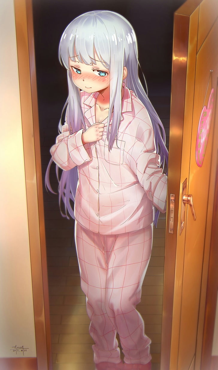 Сагири Изуми в пижаме