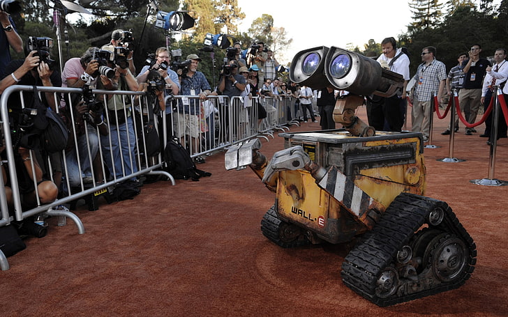 WALL-E robot, WALL·E, camera, people, movies, group of people
