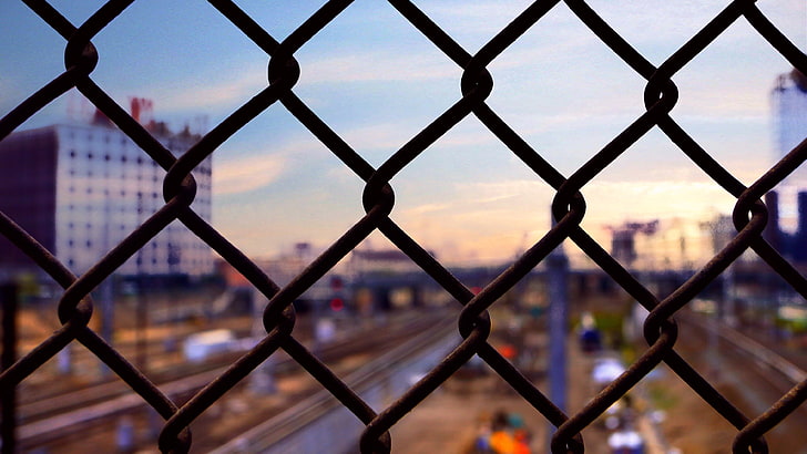 gray cyclone chain fence, grid, blur, chainlink fence, boundary, HD wallpaper