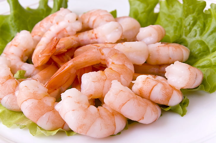plate of shrimp, leaves, grass, food, seafood, gourmet, freshness, HD wallpaper