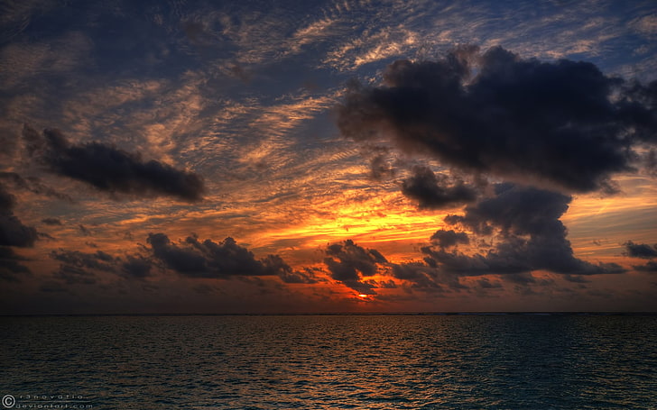 ocean under nimbus clouds, nature, sky, sea, horizon, sunlight, HD wallpaper