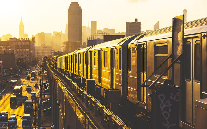 black train, brown passenger train, New York City, vehicle, cityscape, HD wallpaper