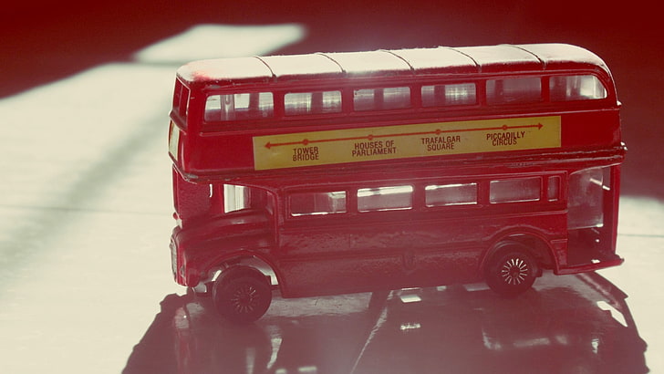 red die-cast 2-floor bus, doubledecker, buses, sunlight, macro, HD wallpaper