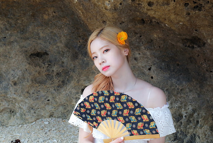 Hd Wallpaper Twice K Pop Singer Women Sunlight Twice