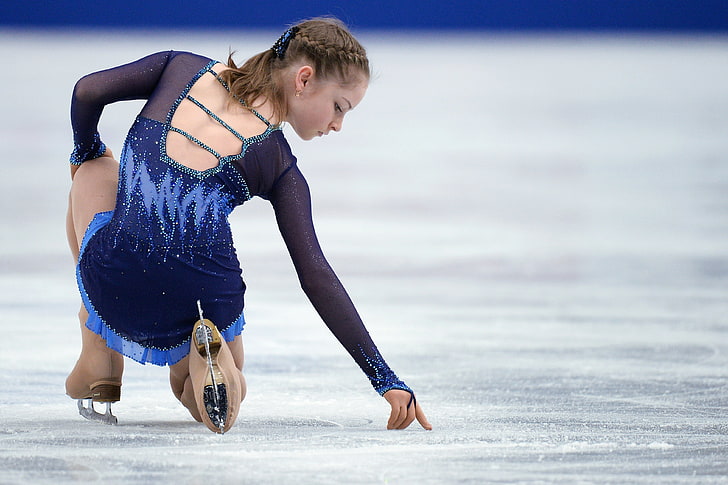 pair of beige ice skates, figure skating, Yulia Lipnitskaya, skater