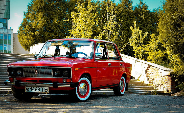 classic red Lada sedan, retro, background, Wallpaper, legend HD wallpaper