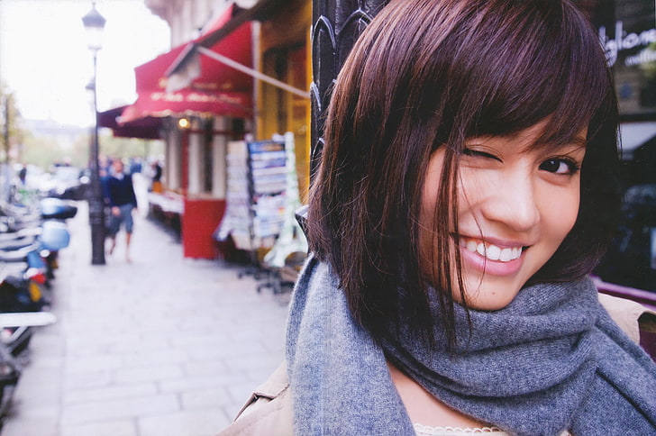 women's gray scarf, atsuko maeda, actress, brunette, smile, people, HD wallpaper
