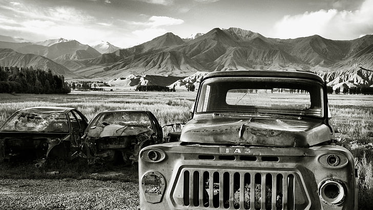 black and gray car engine bay, Kyrgyzstan, Truck, trucks, wreck, HD wallpaper
