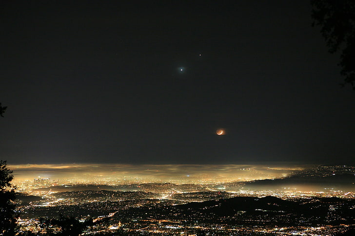 night, mist, Venus, lights, sky, cityscape, Moon, Jupiter, landscape, HD wallpaper