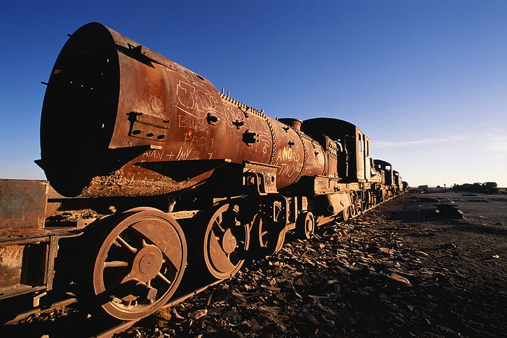 brown steam train, rust, steam locomotive, abandoned, wreck, Bolivia, HD wallpaper