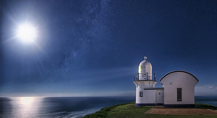 Moon, starry night, sea, moonlight, reflection, lighthouse, HD wallpaper