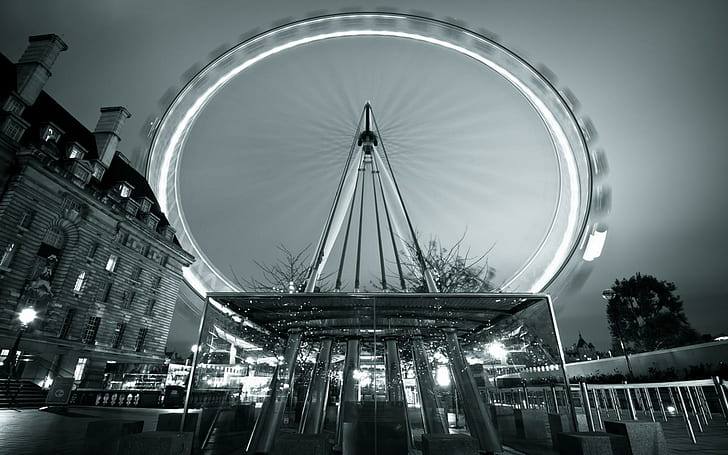 Amazing Ferris Wheel In Gray Scale, movement, city, nature and landscapes