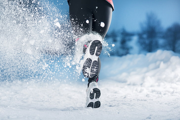 person running on snowfield, winter, cold temperature, sport