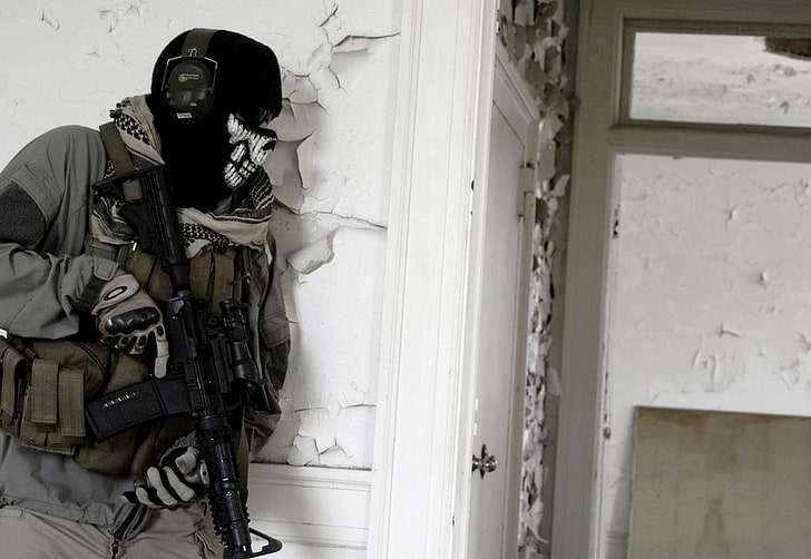 Call of Duty Modern Warfare Ghost, house, skull, door, glasses, HD wallpaper